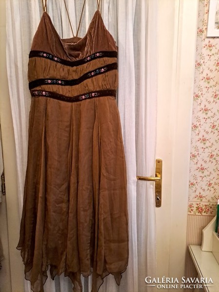 Jeff Gallano Paris dreamy dress made of silk and viscose for occasion size 4