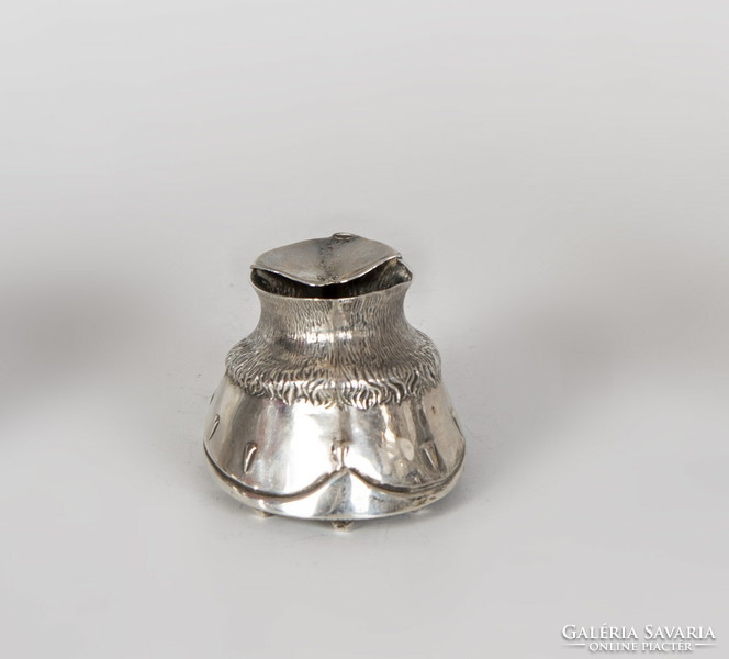 Silver horseshoe shaped ashtray