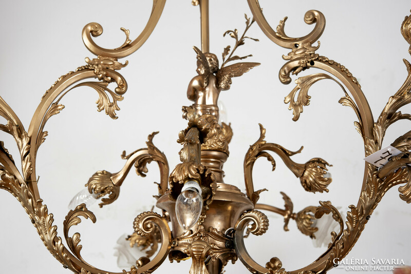 Aranyozott bronz csillár angyal figurával kristályfüggőkkel