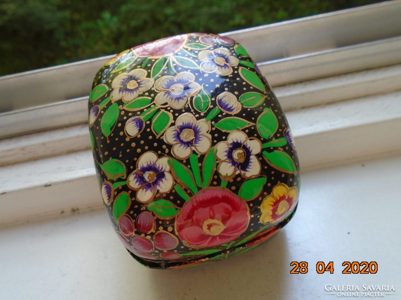 Kashmir hand-painted, gilded floral, papier-mâché lacquer jewelry box