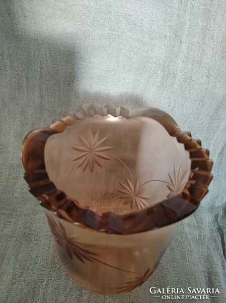 Antique etched glass vase {ü17}
