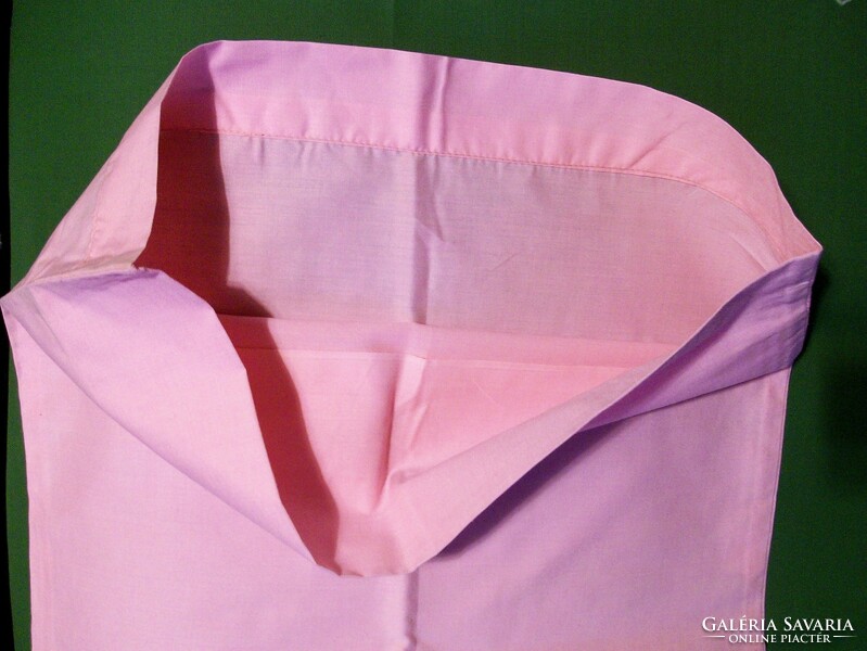 2 pcs. Pink, 2 pcs. White and 1 yellow large pillowcase