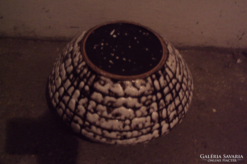 Large, retro bay ceramic (kaspó) floor vase from Hódmezővásárhely from the 60s and 70s.