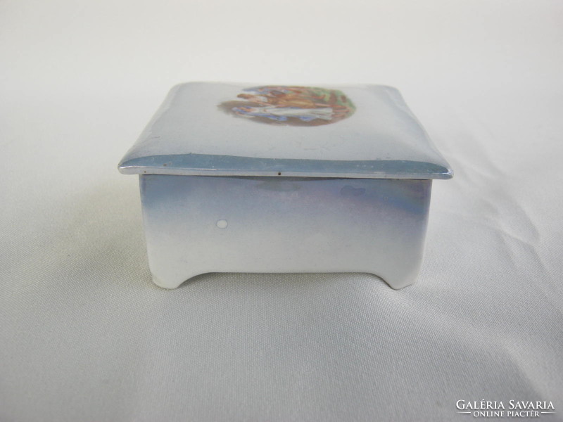 Drasche porcelán jelenetes bonbonier doboz