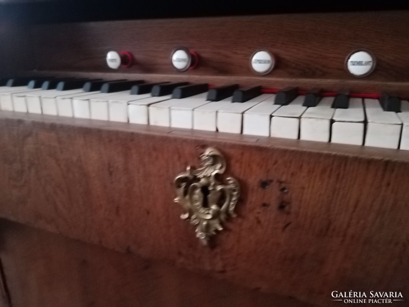 A nearly 200-year-old harmonium and pipe organ for sale, renovated!