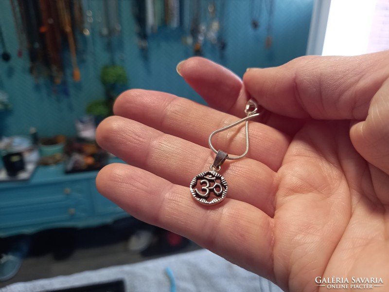 925 Sterling silver chain with pendant with ohm mark