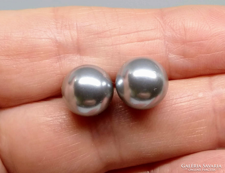 Ezüst színű Shell Pearl gyöngy fülbevaló, 10 mm-s gyöngyökből 104