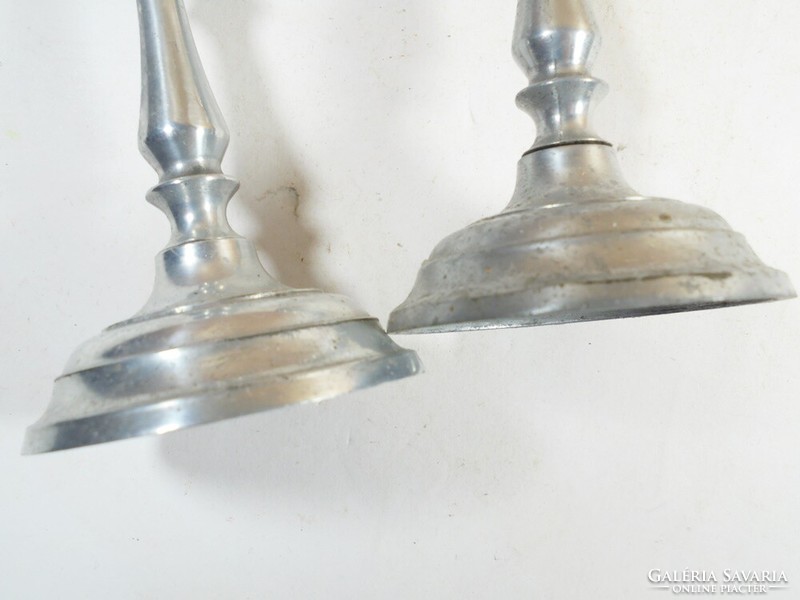 Retro metal candle holders in a pair of 2 pcs