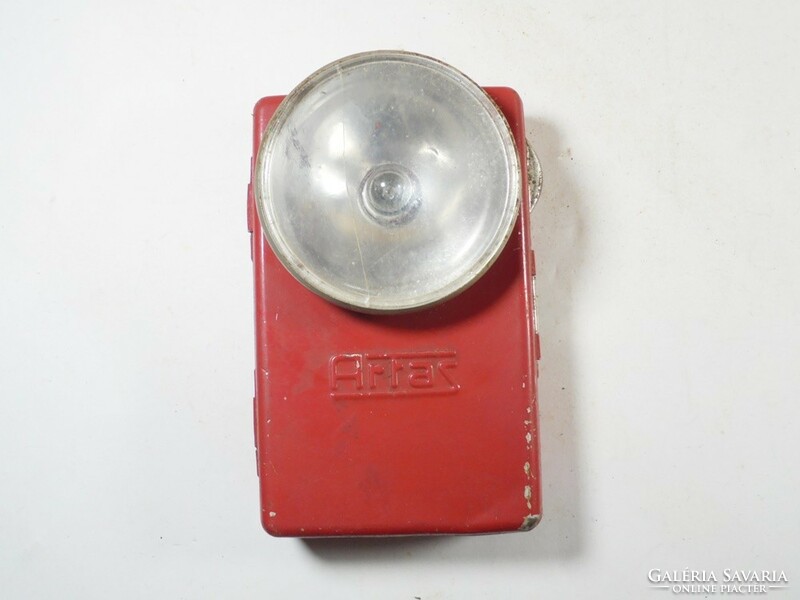 Old retro portable flashlight flashlight flat artas approx. 1970s