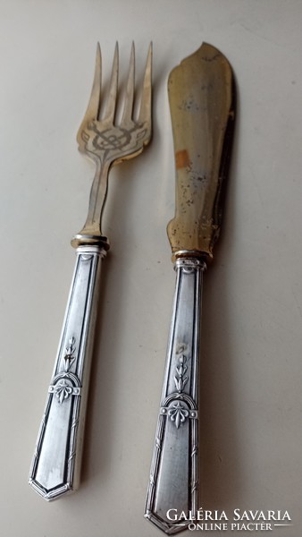 Silver handle fork and fork