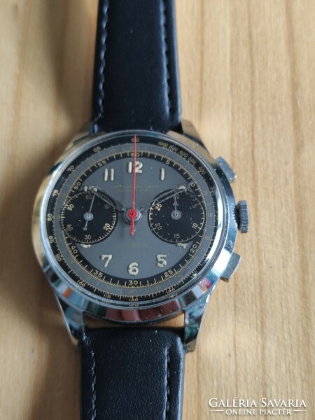 Suisse vintage chronograph wristwatch