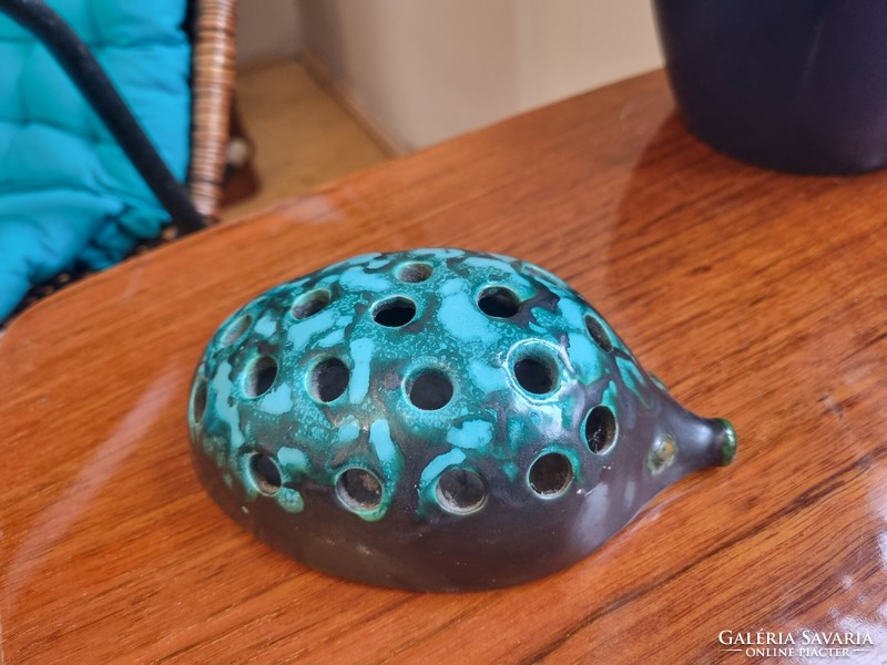 Retro craftsman ceramic hedgehog pen holder
