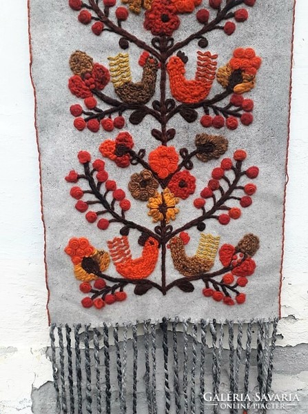 Embroidered wall decoration / folk motif