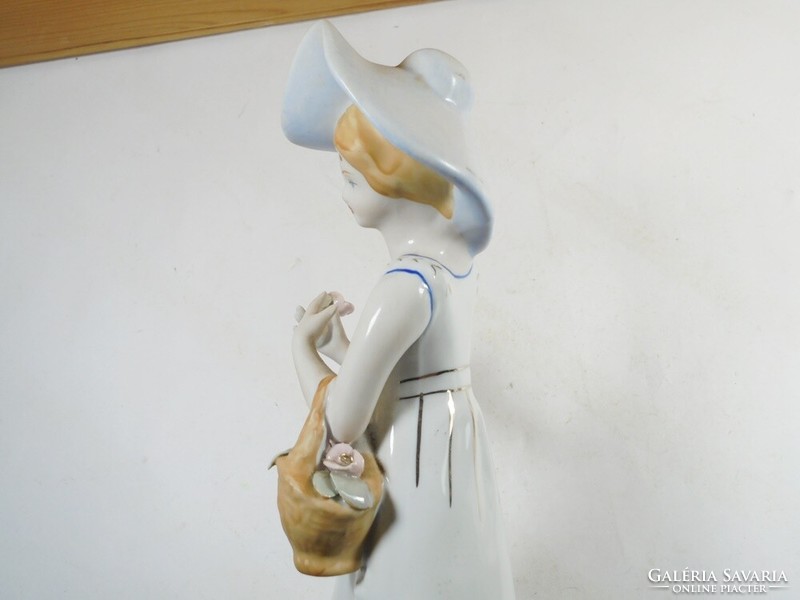 Régi retro jelzett Fine porcelain porcelán hölgy nő kosár kalap figura szobor