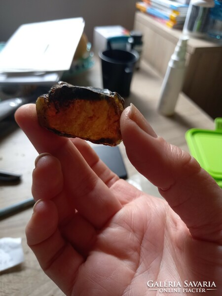 Blue amber from Indonesia 57 gr