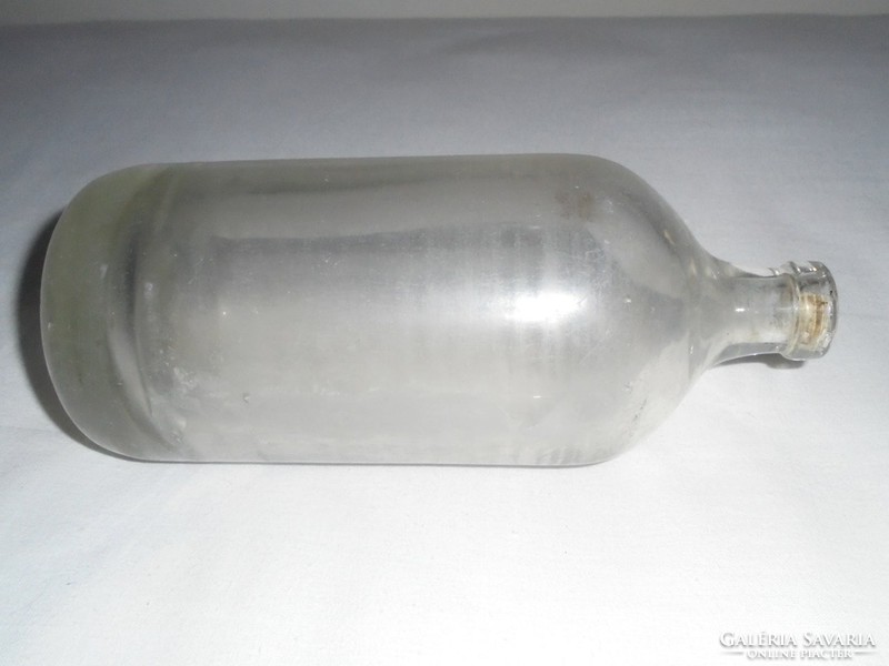 Antique old thick-walled soda bottle - approx. 0.5 Liter - from the early 1900s