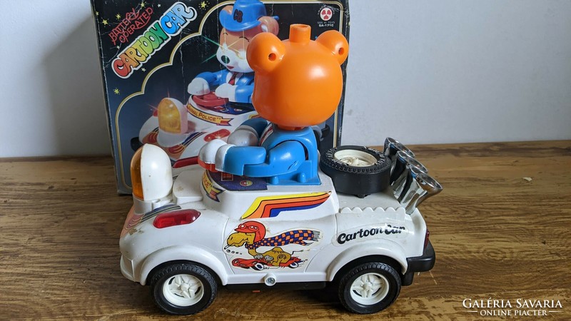 Cartoon car - game