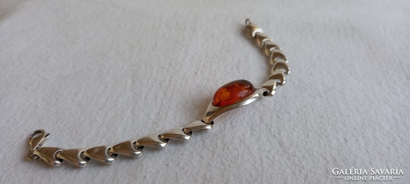 Silver bracelet with amber stones