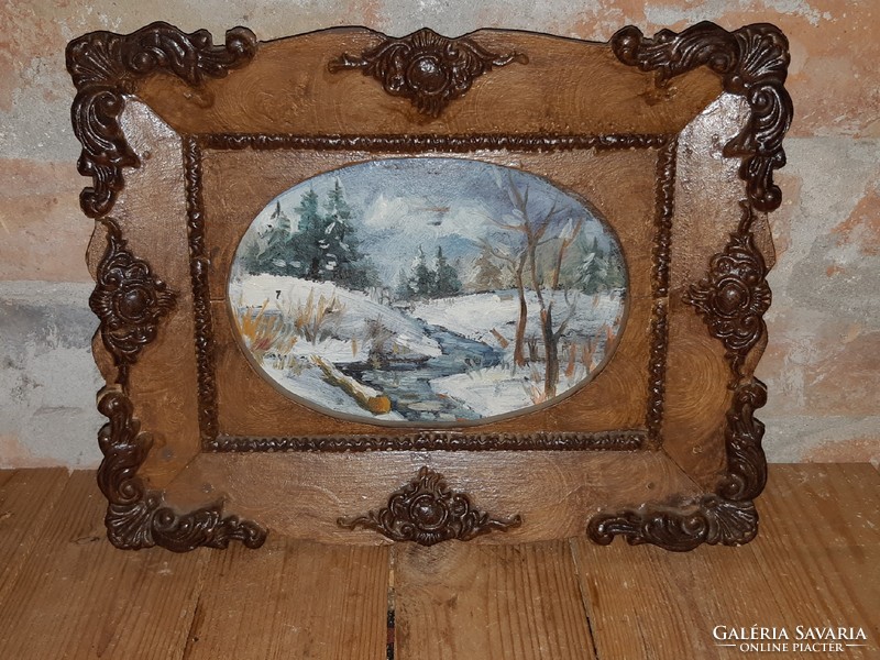 Decorative picture frame