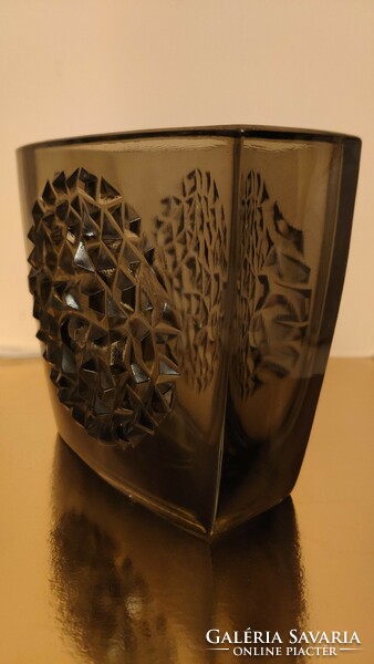 Rudolf Jurnikl cseh üvegművész vázája füst színű
