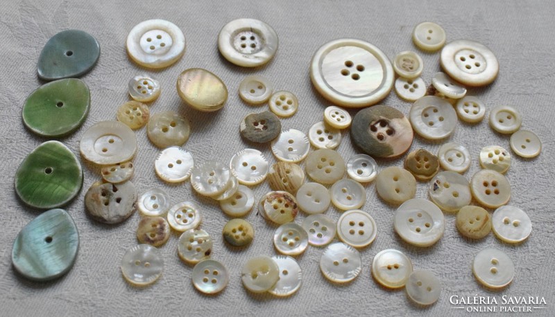 67 old shell buttons. 1 - 3.1 cm