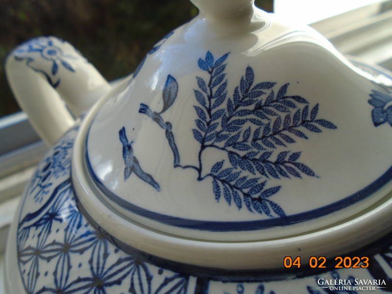 1916 Oriental blue and white peacock, foliate, numbered spout from woods&sons with yuan pattern
