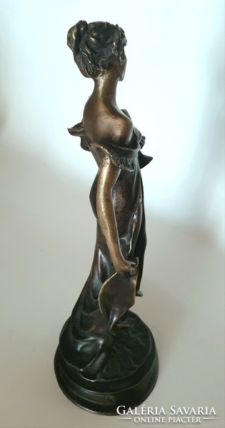 Szecesszós női szobor, patinázott bronz/spiáter