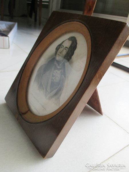 Antique cantilever polished wooden table picture frame with oval picture cutout and inner frame