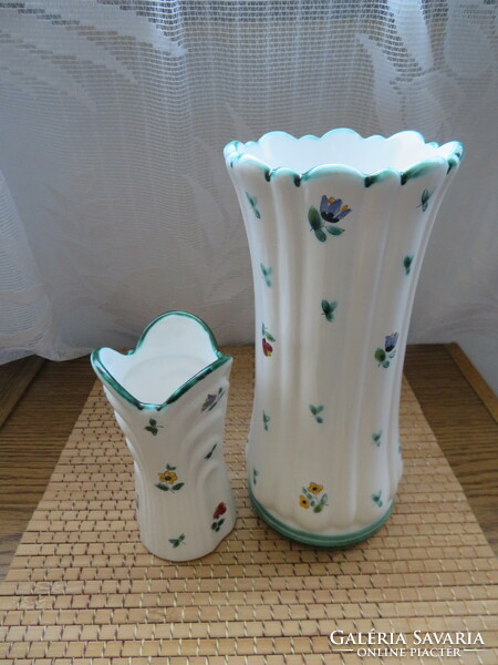 Gmundner ceramic vase set with small flowers