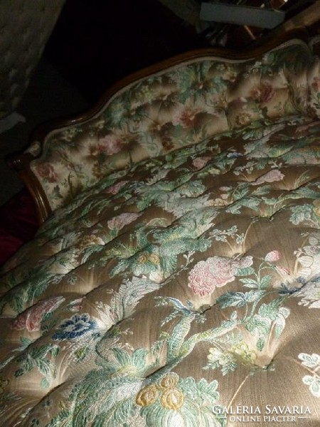 Beautiful baroque single bed, mattress..