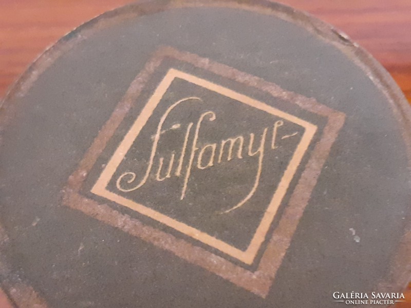 Régi patikai púderes doboz Dr. Egger Budapest gyógyszertári púder