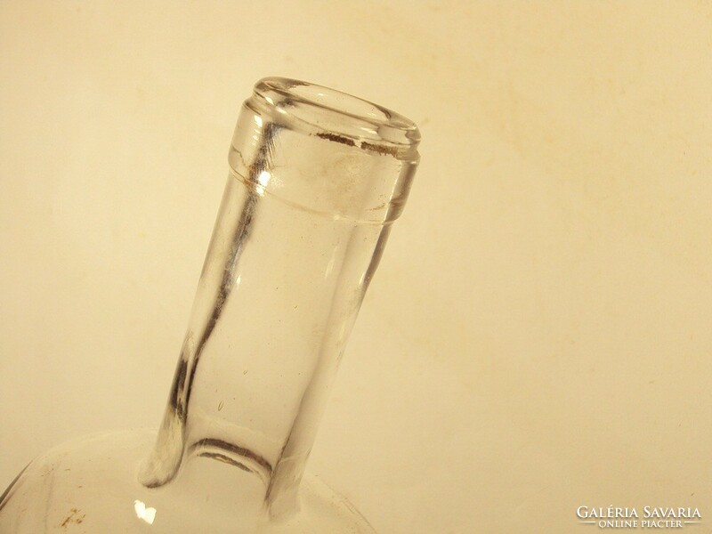 Régi antik üveg palack szögletes, pincetok jellegű - 1 literes