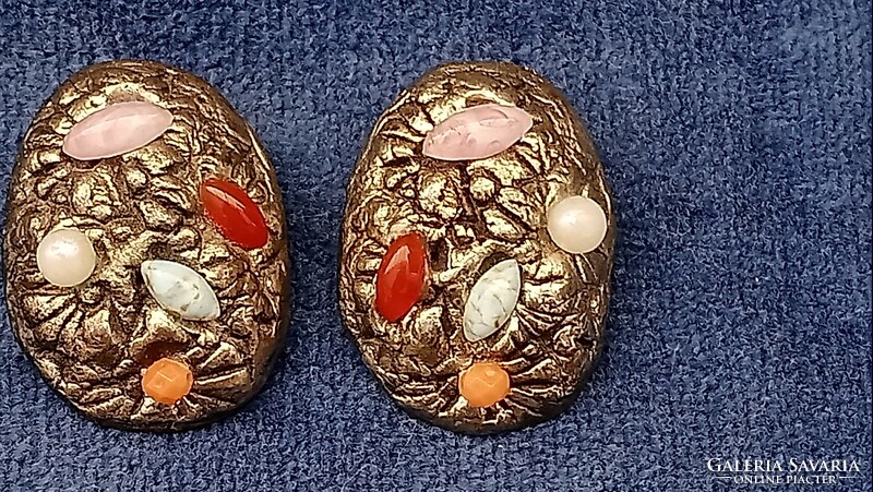 A pair of art deco silver-plated ear clips decorated with real stones