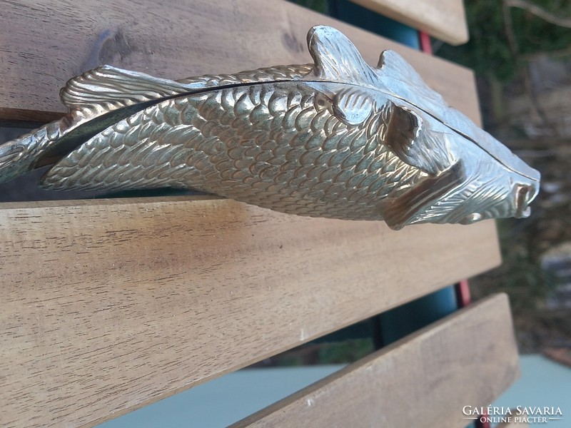 Old antique serving device: silver-plated fish figure (24.5 cm), table setting