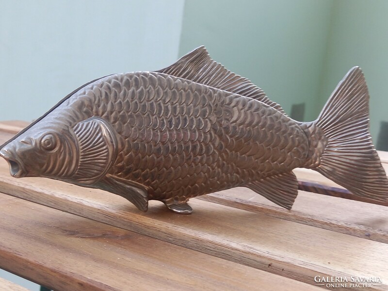 Old antique serving device: silver-plated fish figure (24.5 cm), table setting