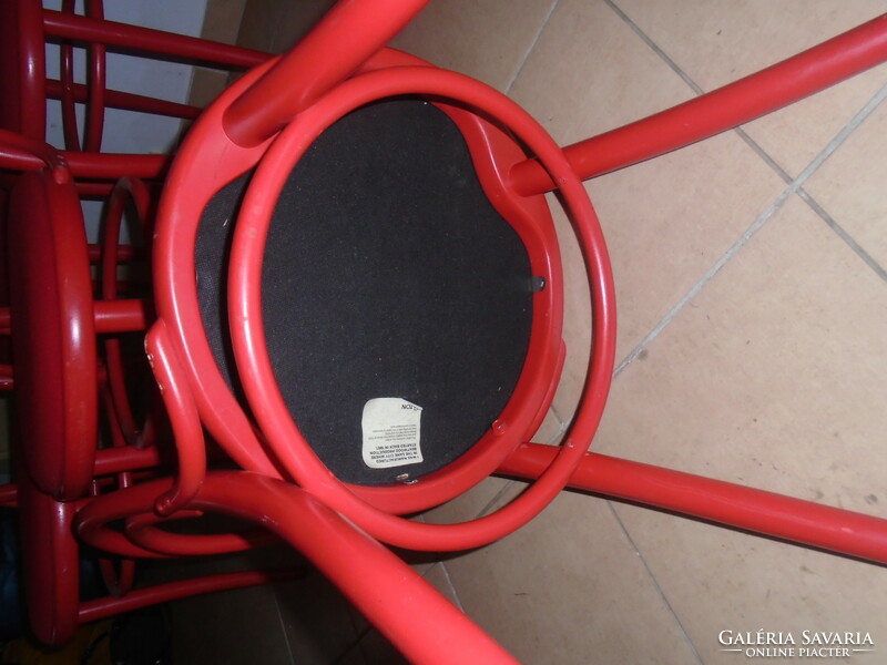 Ton hajlított faszék beépített párnával desing modern piros színű 6 db egyben