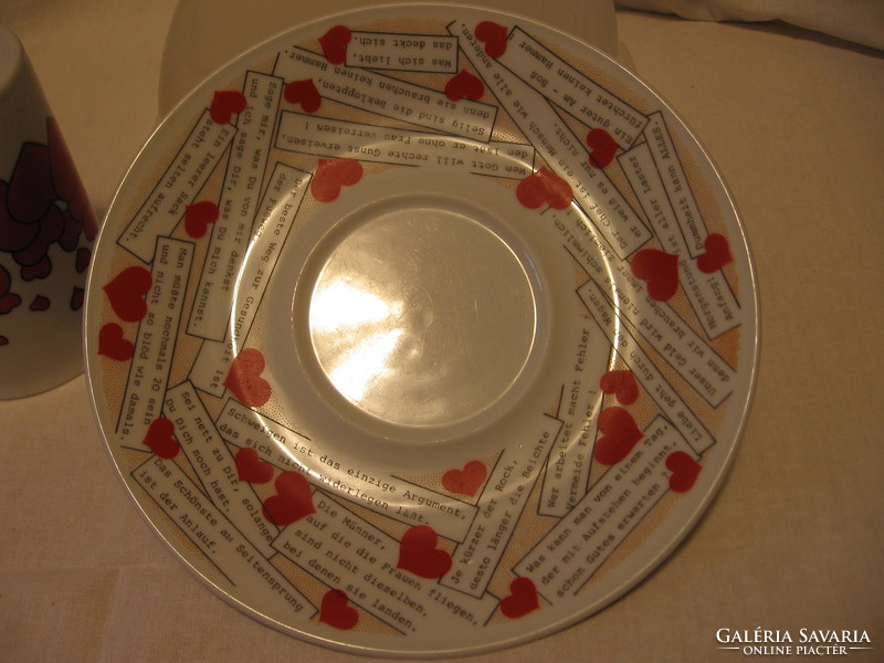 Sok-sok szívecskés csésze-tányér összeállítás Valentinra is