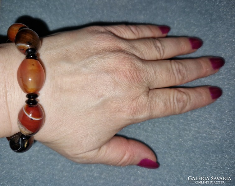 Agate bracelet