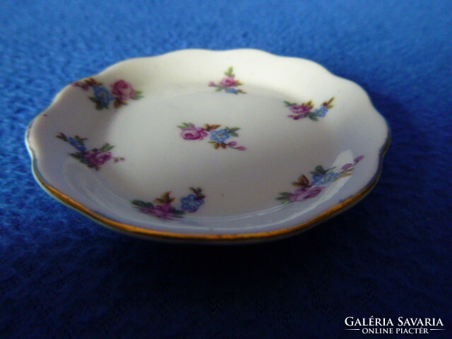 Aquincum porcelain bowl, ring holder