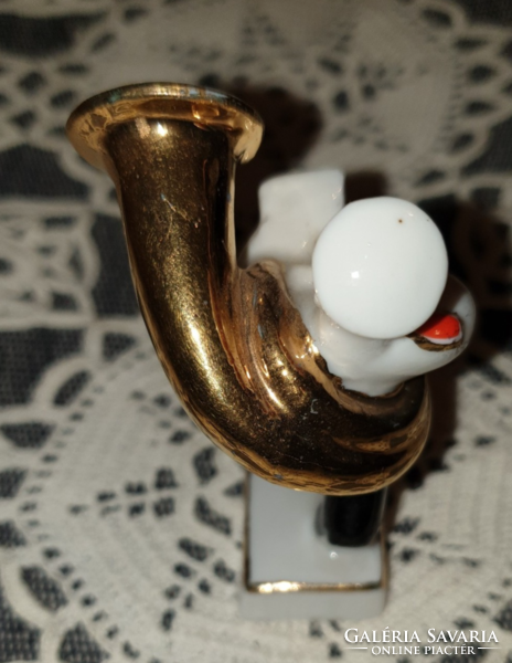 Szovjet katonazenekar trombitás figurája