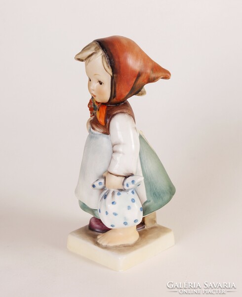 Weary wanderer - 14.5 cm hummel / goebel porcelain figure