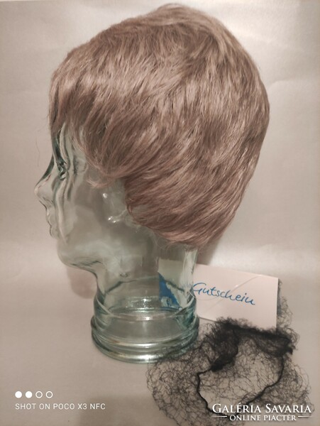 High quality lofty lina 108 women's wig in new condition in box, at least two available
