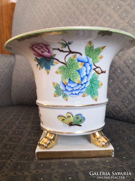 Antique Herend, richly painted victoria giant nail vase