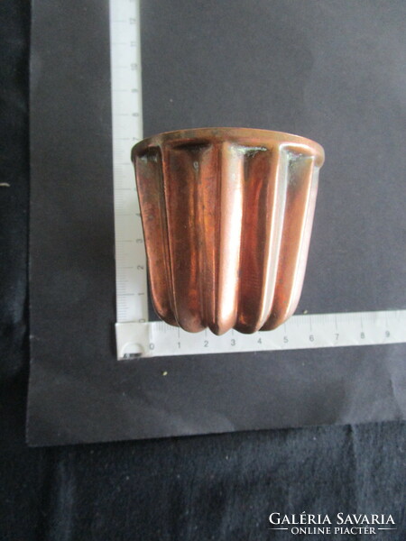 Biedermeier red copper copper confectioner's baking pan form sharp contour museum confectionary work tool