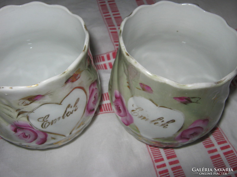 Antique cup with couple tummy mug