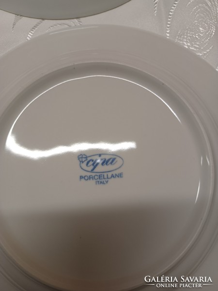 Meisseni kék hagyma mintás , olasz porcelán tányérok és tál. 19 db