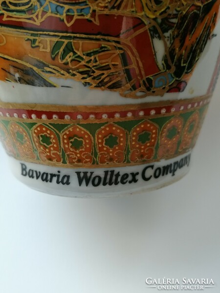 Bavaria Chinese porcelain vase