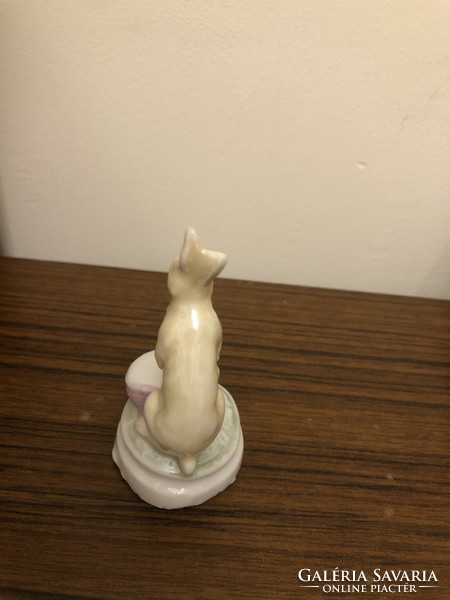 Porcelain bunny 8 cm high