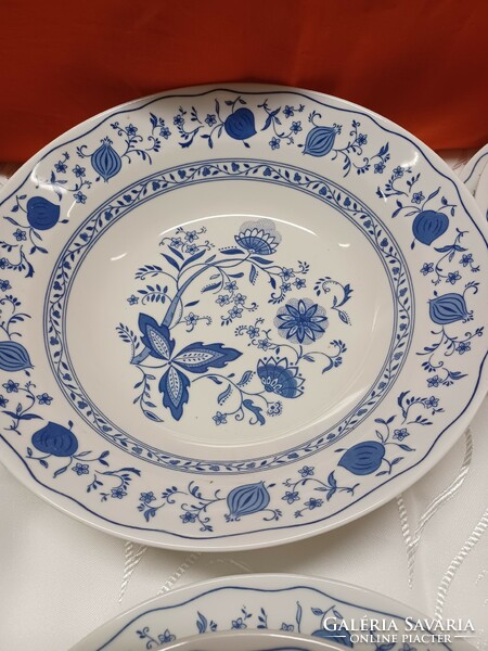 Meissen blue onion pattern, Italian porcelain plates and bowls. 19 Pcs