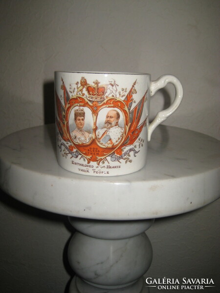 English royal couple memorial cup, old, vii. Coronation of Edward and his wife Alexandra in 1902. .